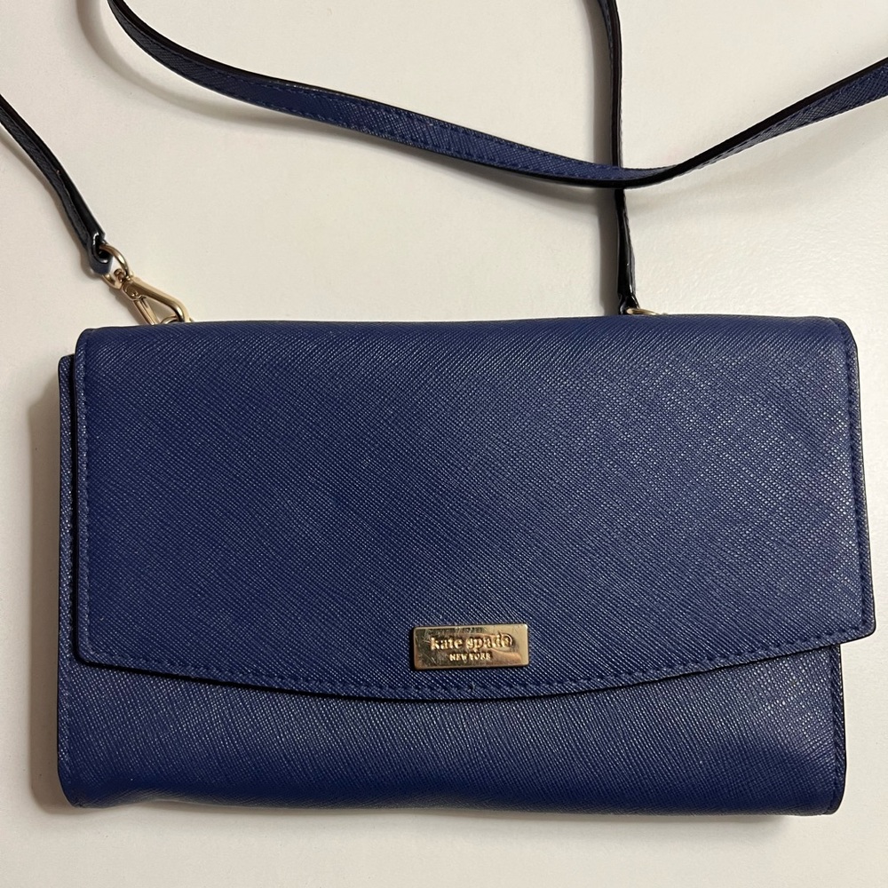Kate Spade crossbody wallet
